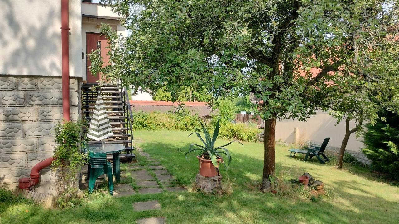 Prague Zbraslav Old Garden Leilighet Eksteriør bilde